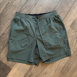 Lululemon license to train shorts